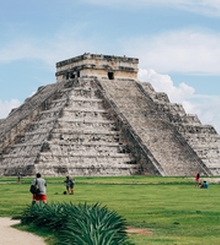 Pyramid of Chichen Itza